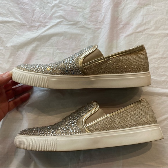 Steve Madden Crystal Slip ons SZ 9 style Ester in Beige - Picture 6 of 16